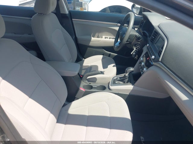 صورة 5 لـ 2020 Hyundai ELANTRA SE