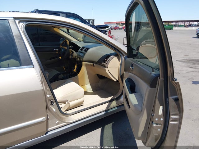 2005 Honda ACCORD 2.4 LX — фото 5
