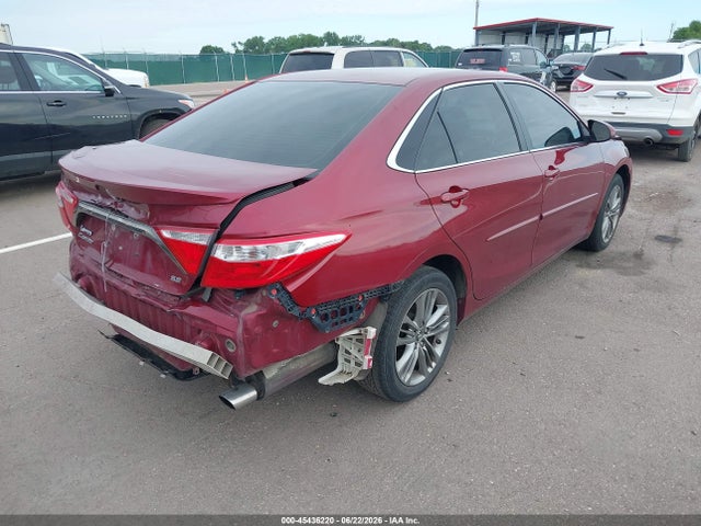 2016 Toyota CAMRY SE — фото 4