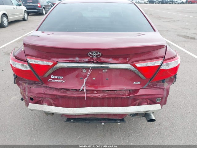 2016 Toyota CAMRY SE — фото 6