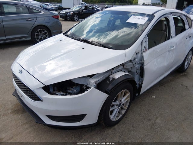 صورة 6 لـ 2017 FORD FOCUS SE