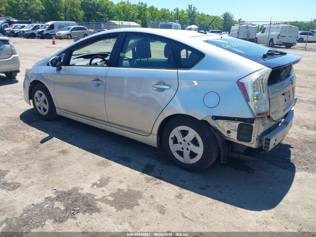 صورة 3 لـ 2011 Toyota PRIUS
