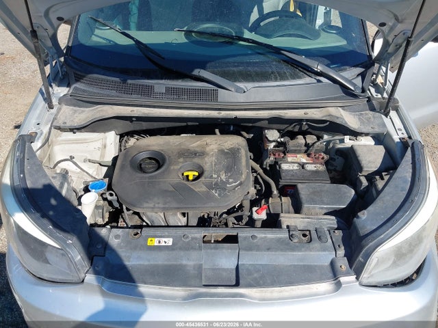 2015 KIA SOUL + photo 10