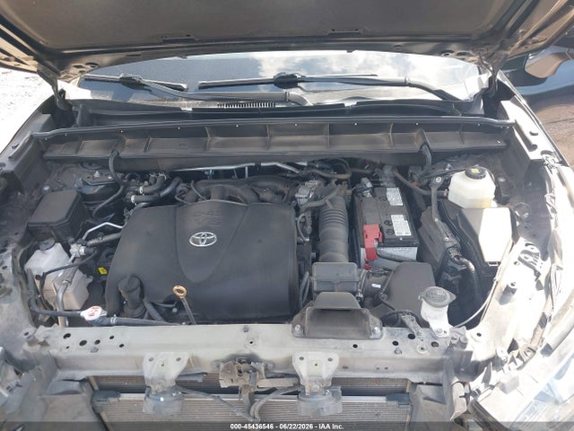 2022 TOYOTA HIGHLANDER XLE 10
