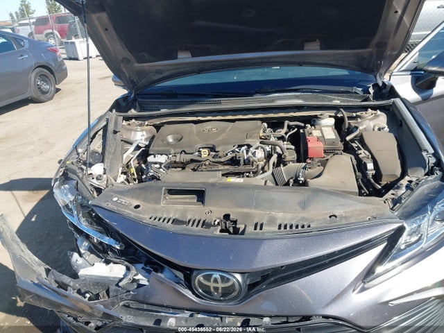 صورة 10 لـ 2022 Toyota CAMRY LE