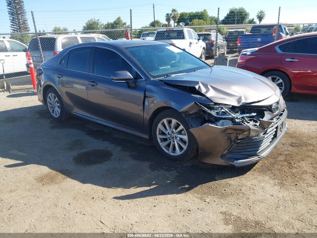 صورة 1 لـ 2022 Toyota CAMRY LE
