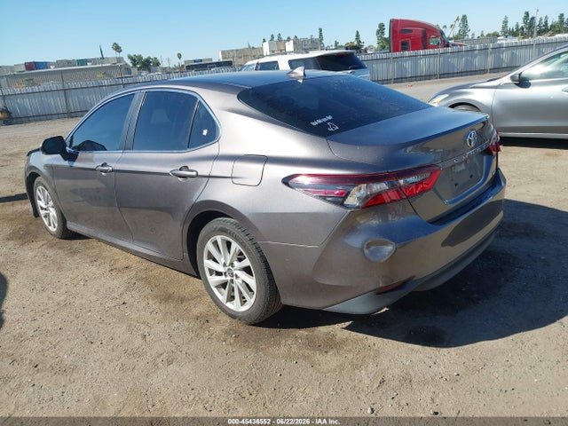 صورة 3 لـ 2022 Toyota CAMRY LE