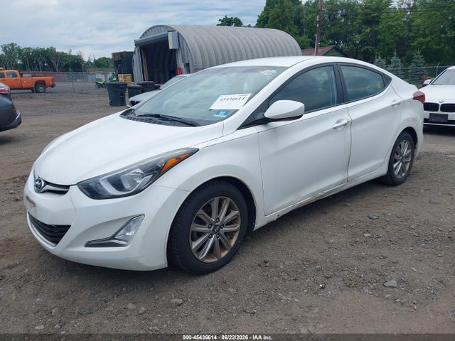 2014 Hyundai ELANTRA SE 照片 2