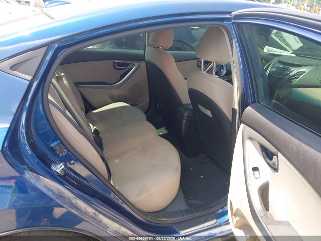 2015 Hyundai ELANTRA SE photo 8