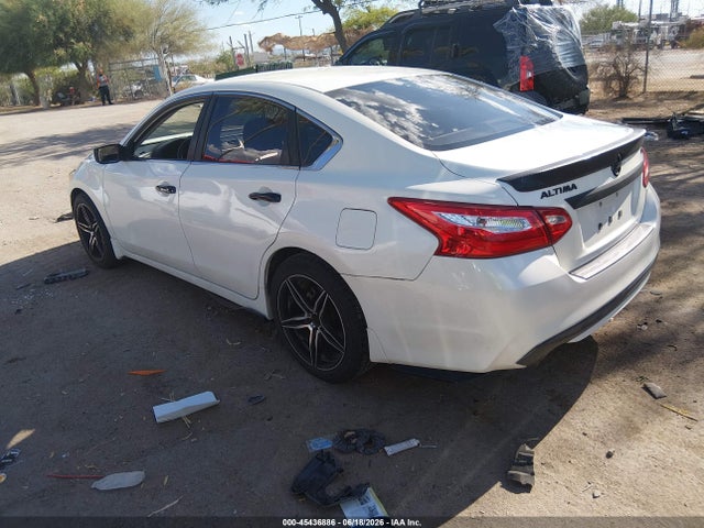2016 Nissan ALTIMA 2.5 SR 照片 3