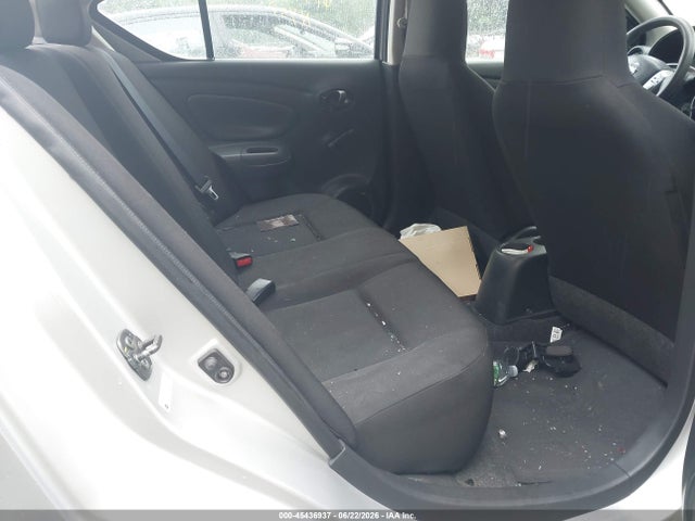 2015 Nissan VERSA 1.6 S+ — фото 8