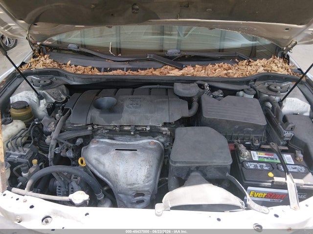 2011 Toyota CAMRY LE thumbnail 10