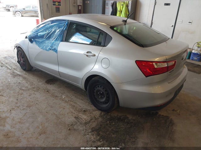 صورة 3 لـ 2016 KIA RIO LX