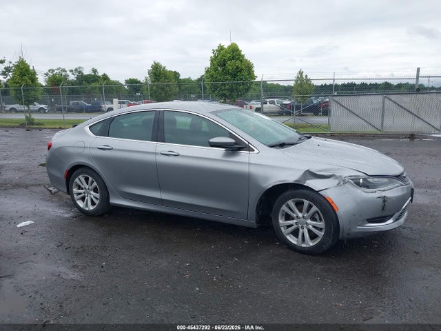 2015 Chrysler 200 LIMITED thumbnail 13