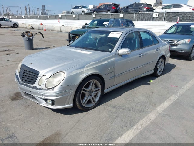 2005 Mercedes-BENZ E 55 AMG photo 2