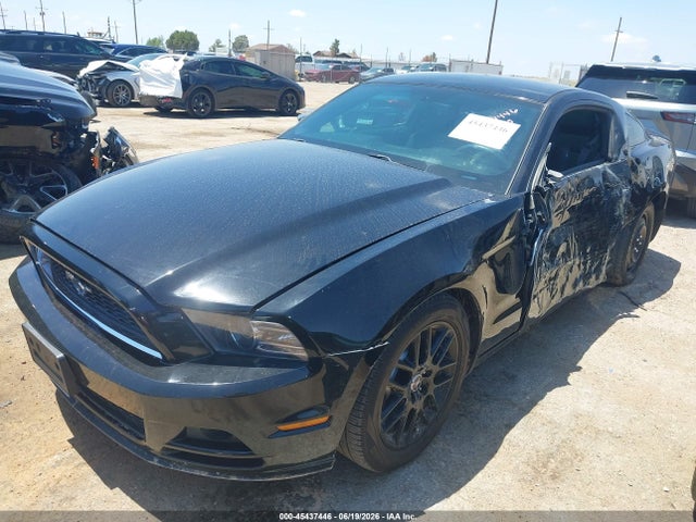 صورة 2 لـ 2014 FORD MUSTANG V6/V6 PREMIUM
