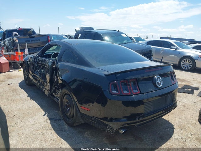 صورة 3 لـ 2014 FORD MUSTANG V6/V6 PREMIUM
