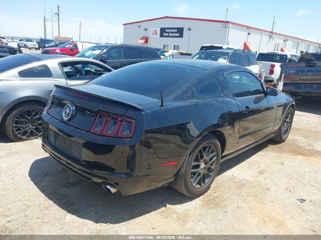 صورة 4 لـ 2014 FORD MUSTANG V6/V6 PREMIUM
