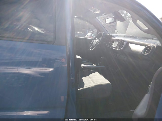 2019 Toyota TACOMA SR5 V6 photo 5