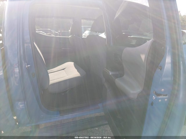 2019 Toyota TACOMA SR5 V6 photo 8