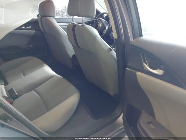 صورة 8 لـ 2020 Honda CIVIC LX