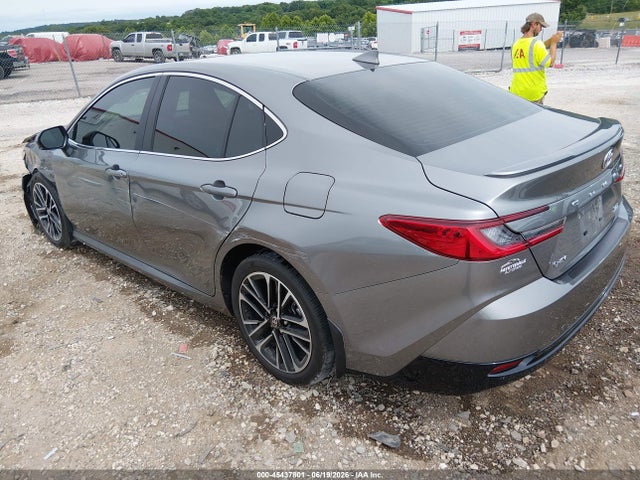 صورة 3 لـ 2025 Toyota CAMRY XLE
