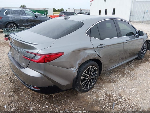 صورة 4 لـ 2025 Toyota CAMRY XLE