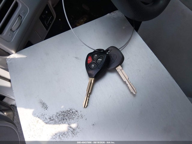صورة مصغرة 11 لـ 2011 Toyota COROLLA LE