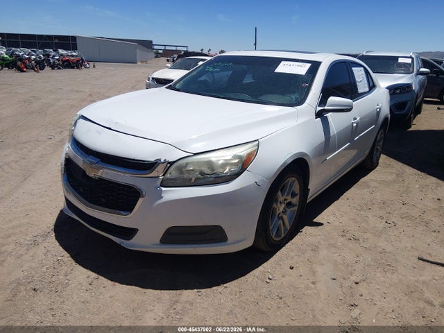 2015 Chevrolet MALIBU 1LT 照片 2
