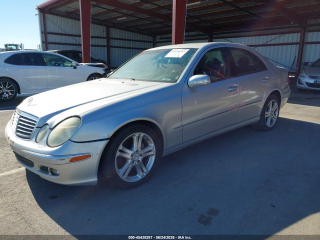 صورة 2 لـ 2005 Mercedes-BENZ E 500