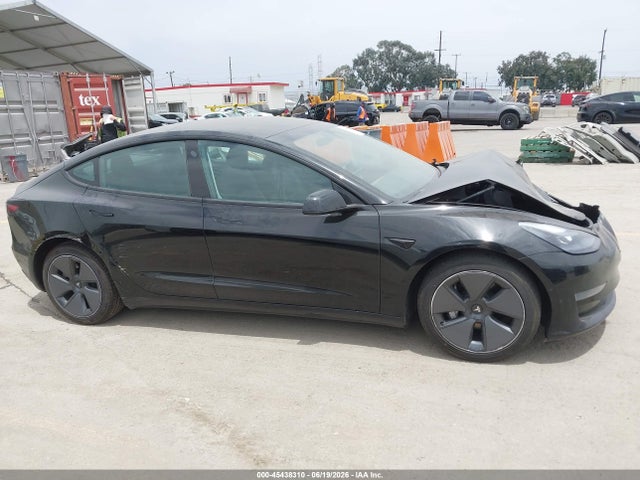 صورة مصغرة 14 لـ 2021 Tesla MODEL 3 STANDARD RANGE PLUS REAR-WHEEL DRIVE