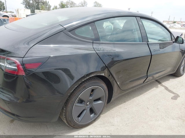 صورة مصغرة 12 لـ 2021 Tesla MODEL 3 STANDARD RANGE PLUS REAR-WHEEL DRIVE