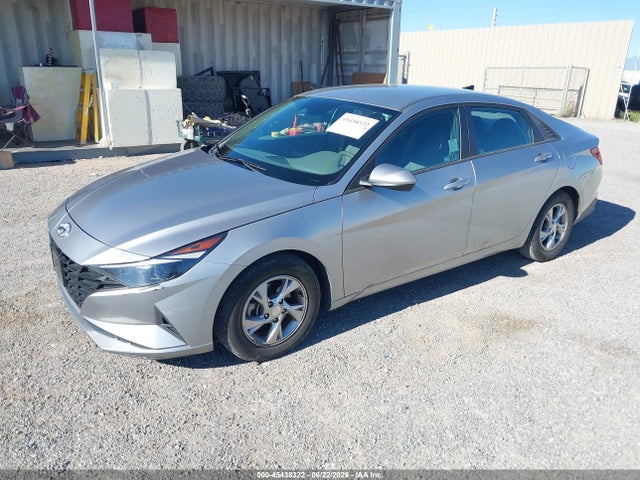 2021 Hyundai ELANTRA SE 照片 2