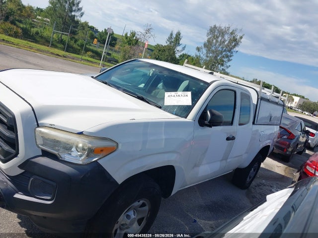 صورة 14 لـ 2017 Toyota TACOMA SR