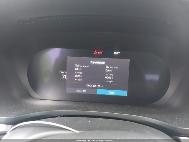 2024 Volvo S60 B5 CORE DARK THEME 照片 7