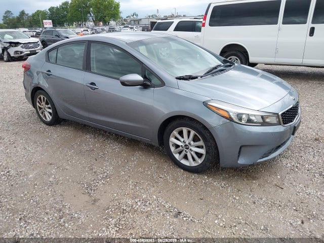 2017 KIA FORTE S