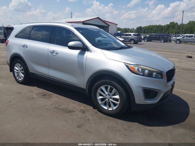 2017 KIA SORENTO 2.4L LX