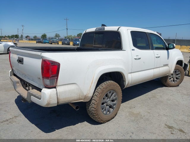 صورة 4 لـ 2022 Toyota TACOMA SR5 V6