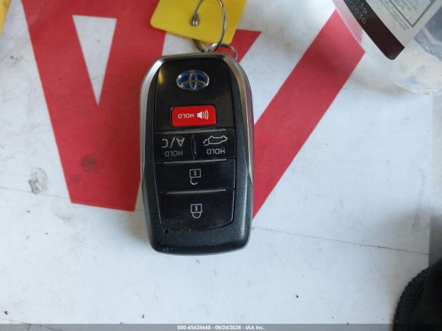 2021 TOYOTA RAV4 PRIME SE 11