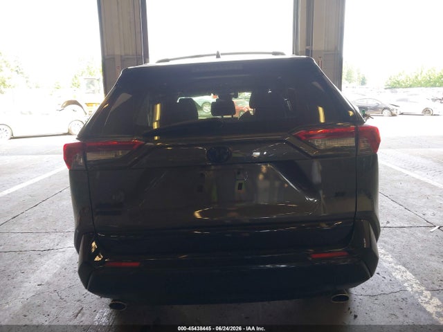 2021 TOYOTA RAV4 PRIME SE 16