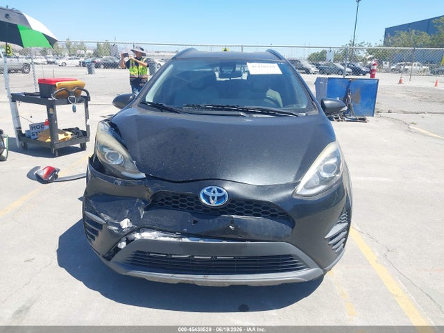 صورة مصغرة 15 لـ 2018 Toyota PRIUS C ONE