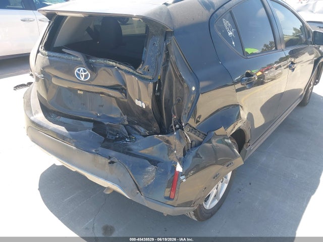 صورة مصغرة 13 لـ 2018 Toyota PRIUS C ONE