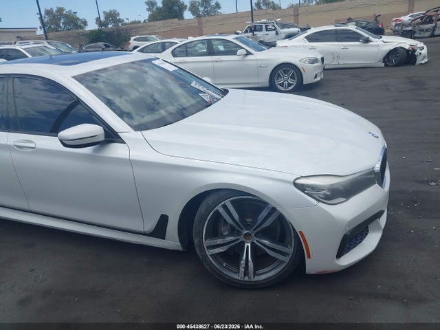 2016 BMW 740I 照片 6