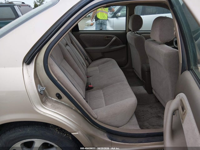 1999 Toyota CAMRY LE V6 照片 8