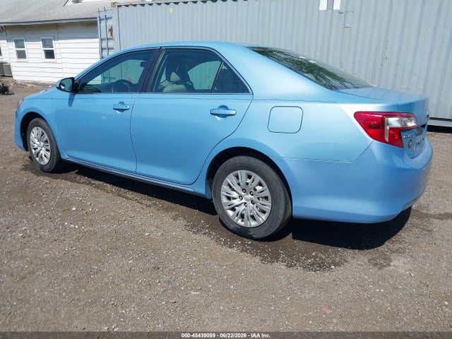 صورة 3 لـ 2012 Toyota CAMRY LE