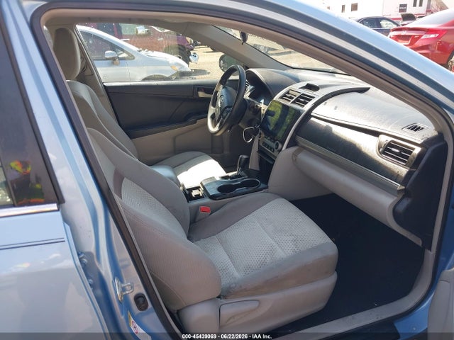 صورة 5 لـ 2012 Toyota CAMRY LE