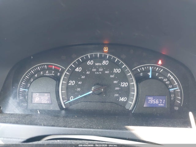 صورة 7 لـ 2012 Toyota CAMRY LE