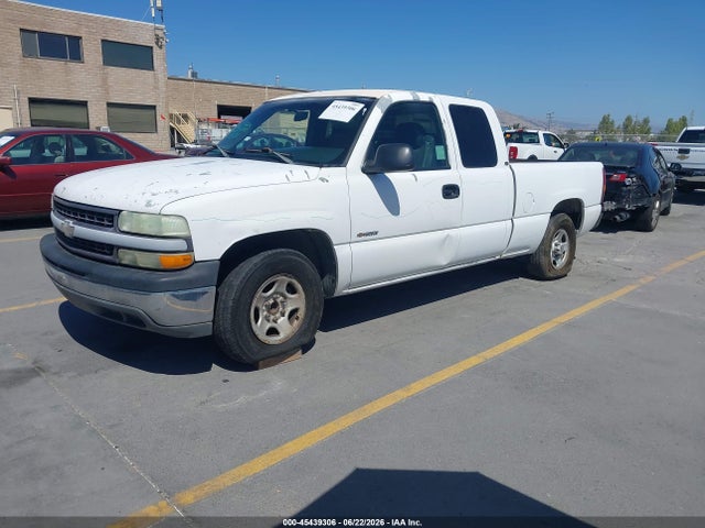 2002 Chevrolet SILVERADO 1500 photo 2