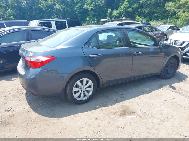 2016 Toyota COROLLA LE photo 4