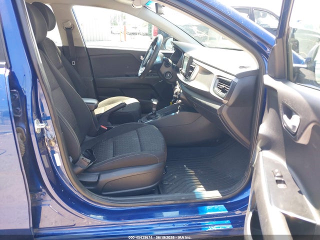 صورة 5 لـ 2019 KIA RIO S